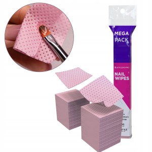 Waciki bezpyłowe do manicure Staleks perforowane 700 szt